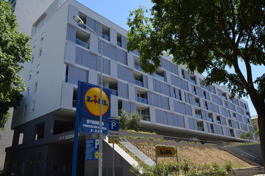 Apartment Marcela With Private Parking Split Exteriör bild