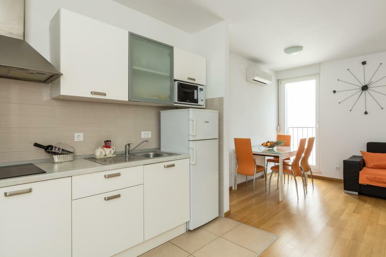 Apartment Marcela With Private Parking Split Exteriör bild